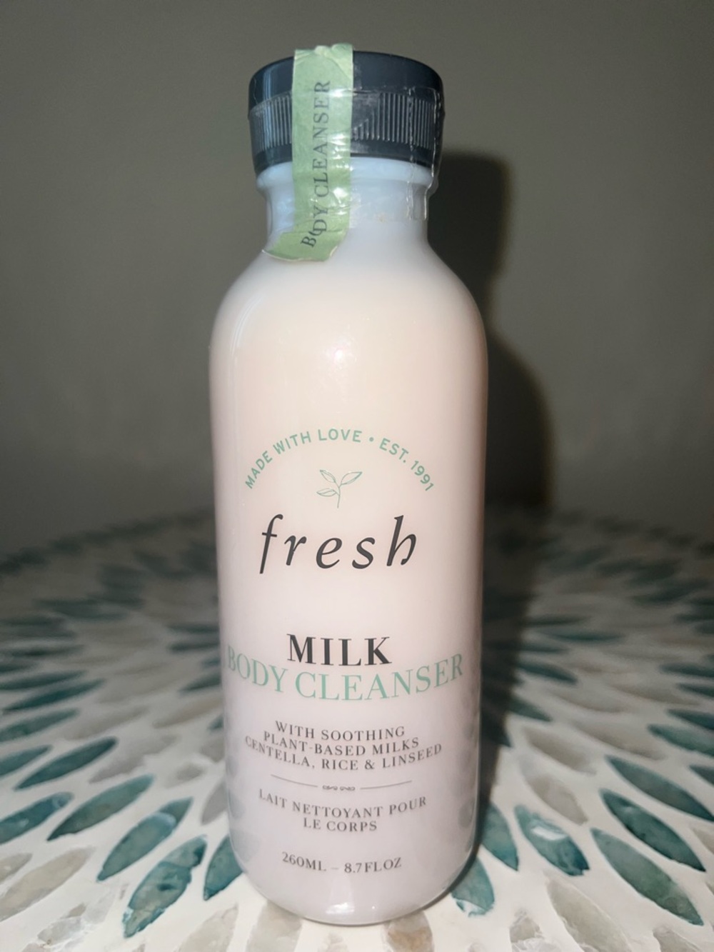Fresh Milk Body Cleanser 8.7 oz Sealed Gentle Hydrating Body Wash - Picture 2 of 7